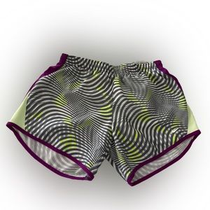 Girl's Youth Nike Dri-Fit Running Shorts Gray/White Fuchsia Size:L